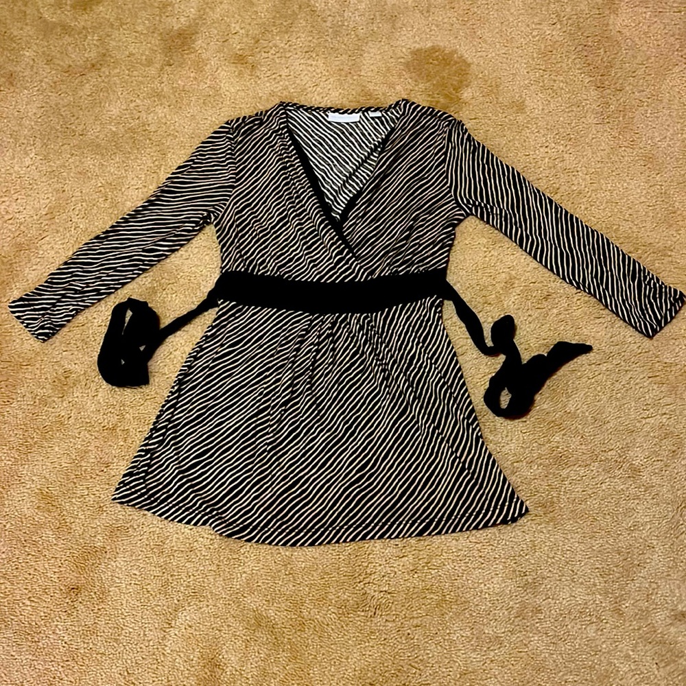 Diagonal striped blouse with back tie